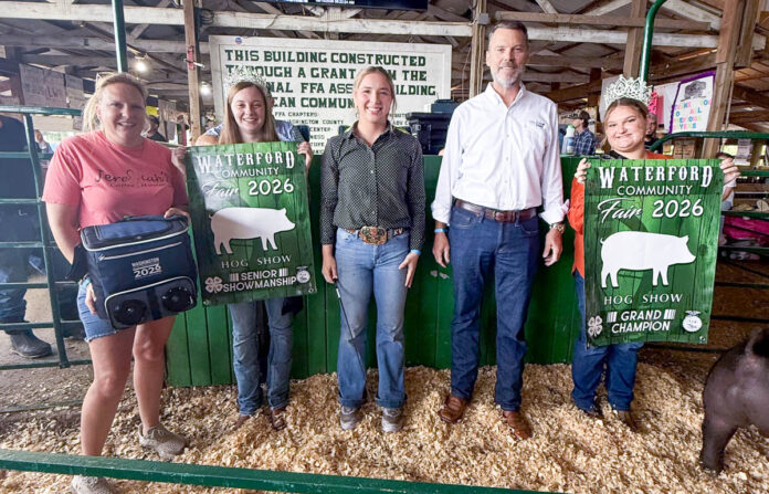 GRAND CHAMPION MARKET HOG & PREMIER EXHIBITOR: KATELYNN VALANDINGHAM,